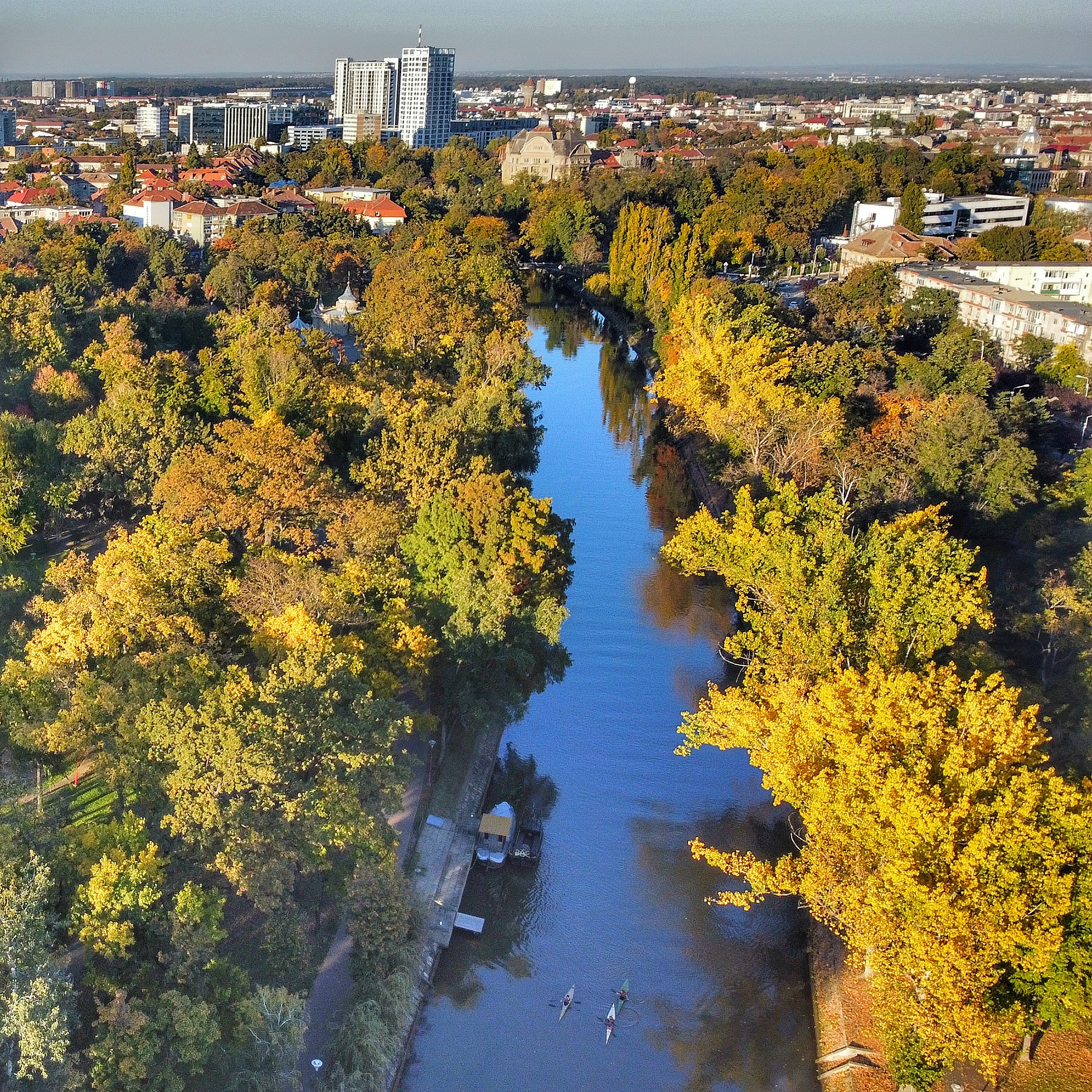 dji_fly_20221018_173442_49_1666103694925_photo_optimized-01